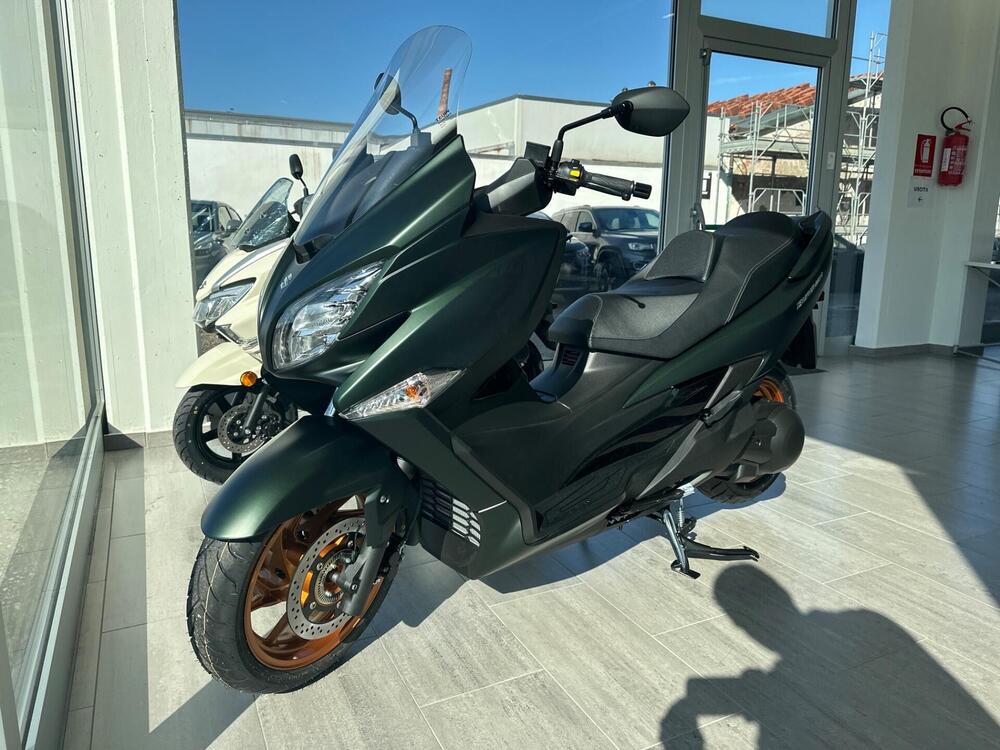 Suzuki Burgman 400 (2025 - 26) (2)