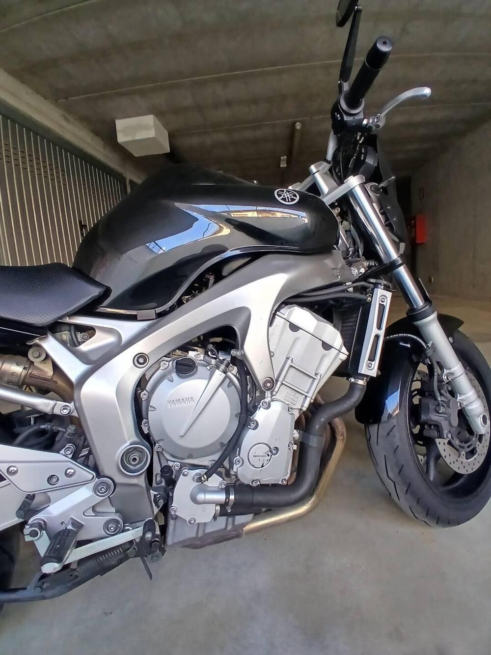 Yamaha FZ6 (2004 - 07) (5)