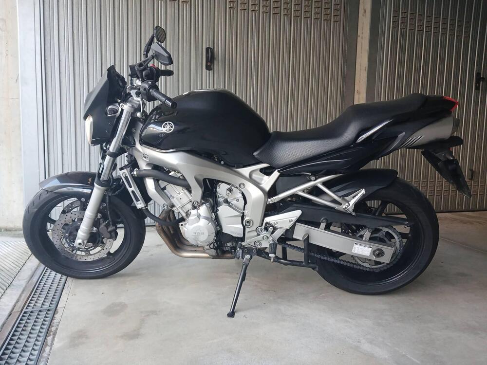 Yamaha FZ6 (2004 - 07) (6)