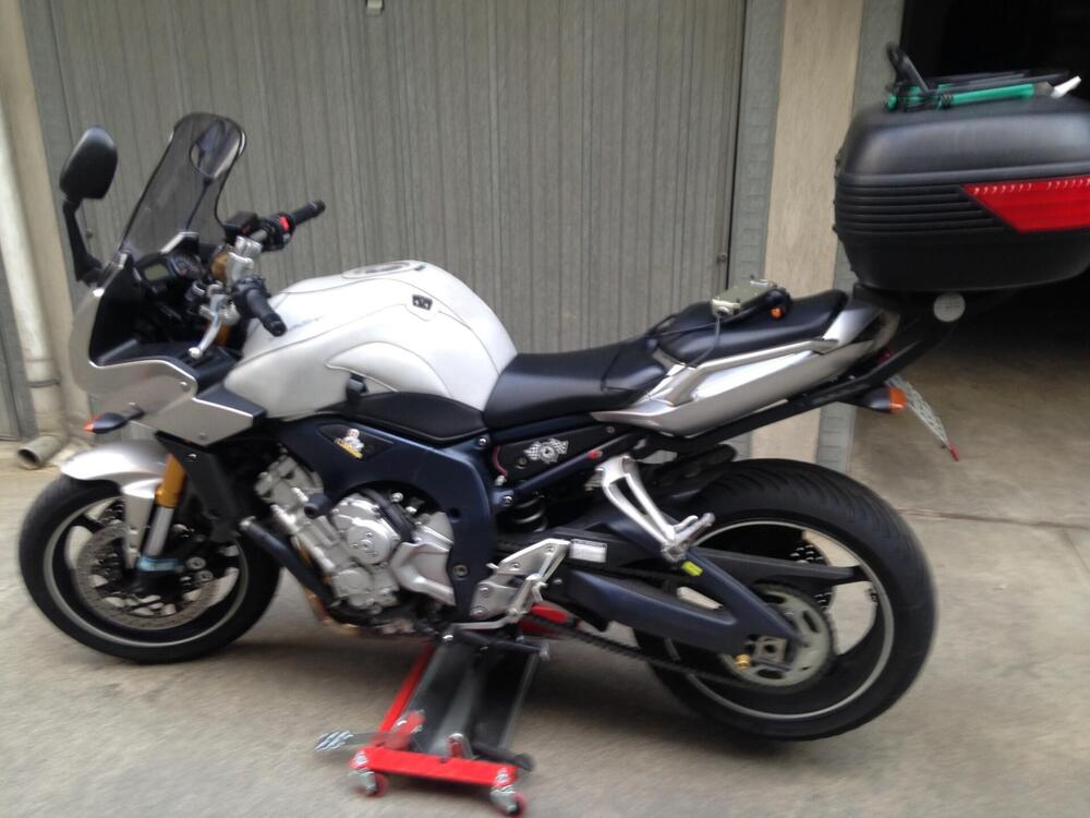 Yamaha FZ1 Fazer (2006 - 16) (2)