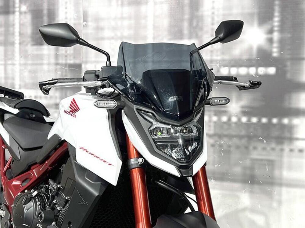 Honda CB 750 Hornet (2023 - 24) (9)