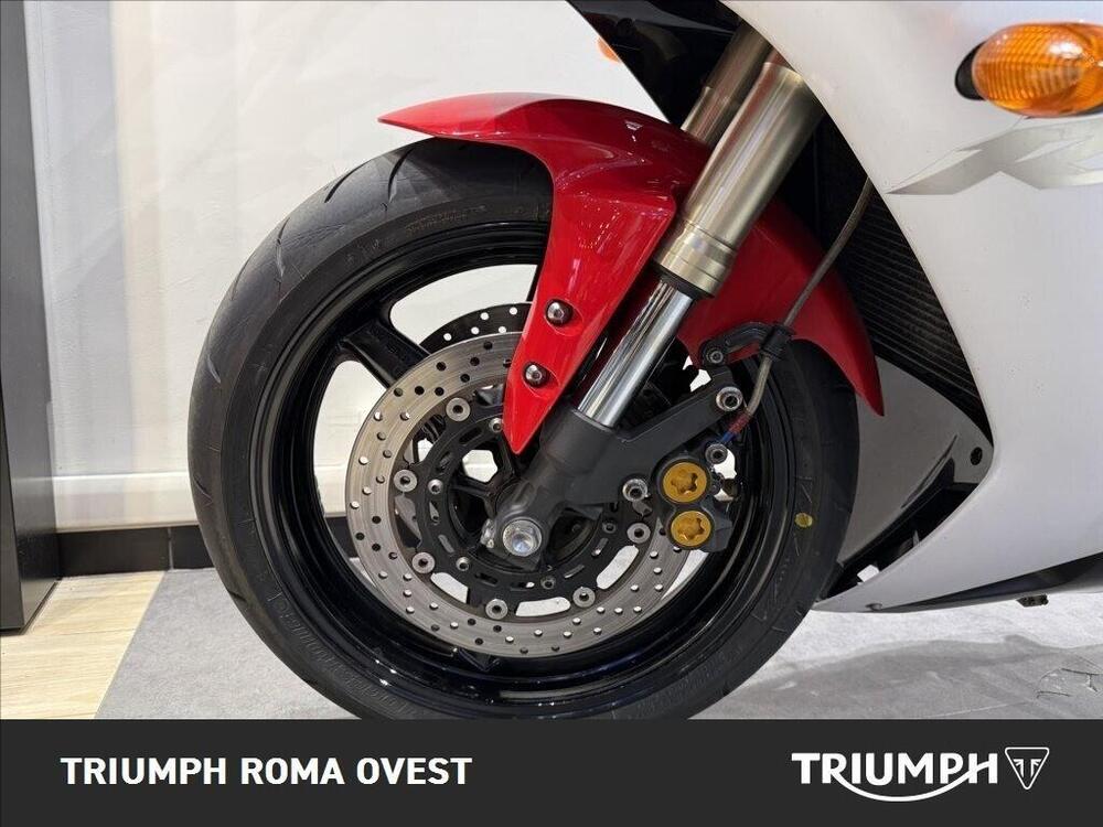 Yamaha YZF R1 (2002 - 03) (12)