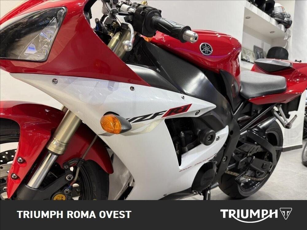 Yamaha YZF R1 (2002 - 03) (13)
