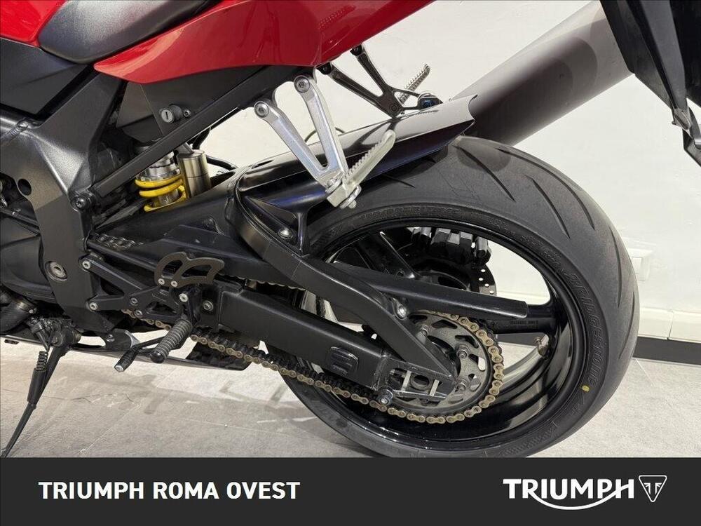 Yamaha YZF R1 (2002 - 03) (18)