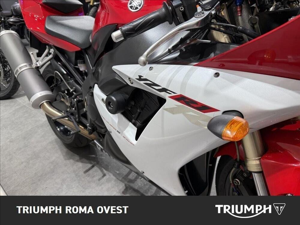 Yamaha YZF R1 (2002 - 03) (25)