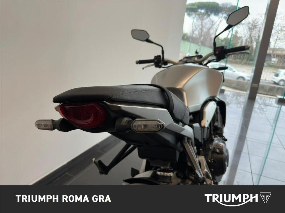 Honda CB 1000 R (2021 - 25) (11)