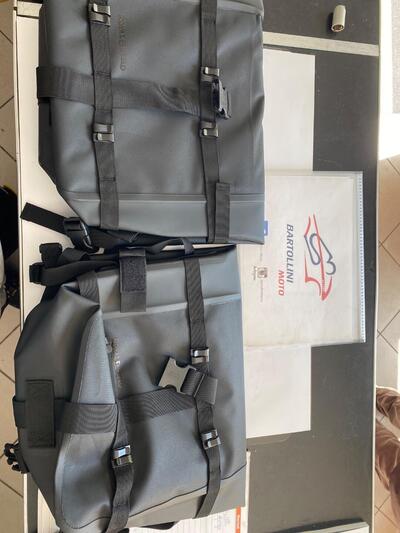 Borse laterali Guerrilla 450 Royal Enfield