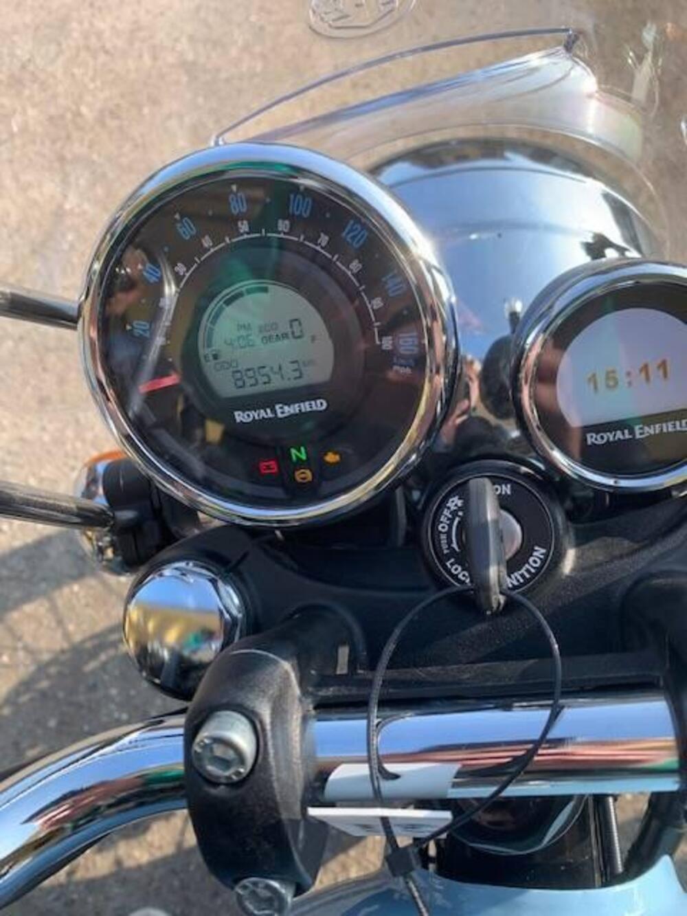 Royal Enfield Meteor 350 Aurora (2024 - 26) (5)