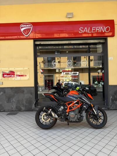 KTM 390 Duke (2021 - 23) usata