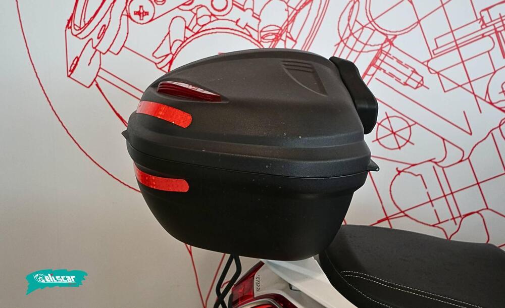 Kymco Downtown 300i (2009 - 17) (6)