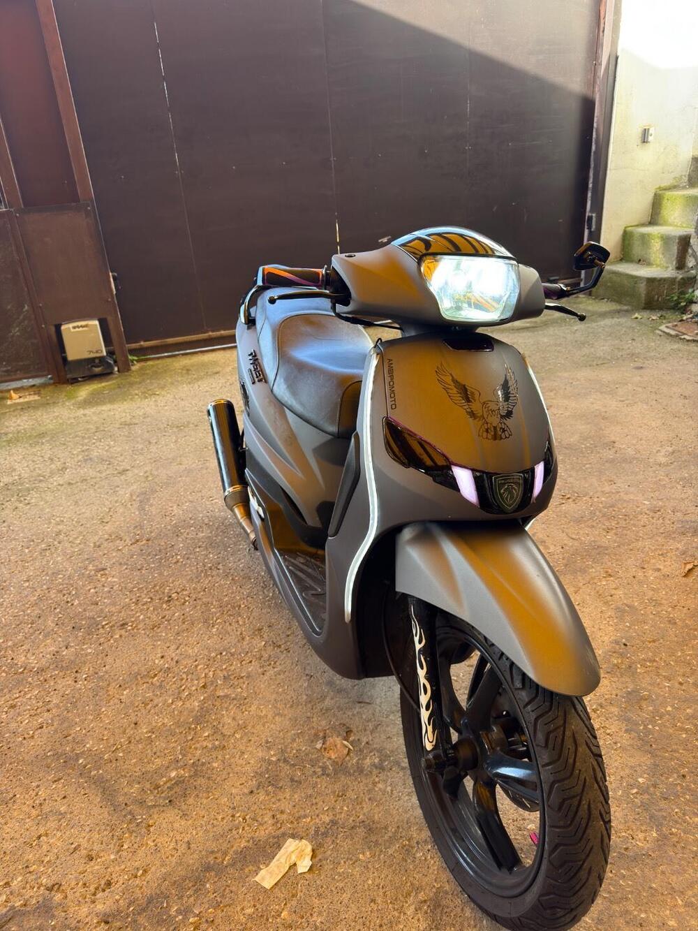 Peugeot Tweet 125i GT (2021 - 25)