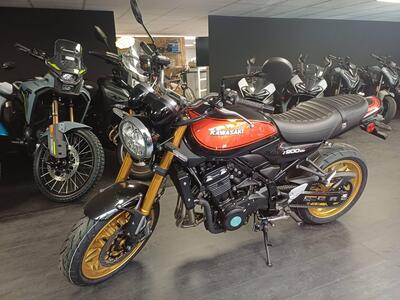 Kawasaki Z 900 RS SE (2026) nuova