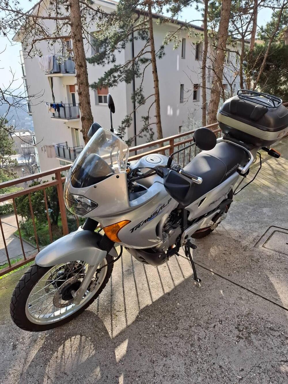 Honda Transalp XL 650V (2000 - 04)