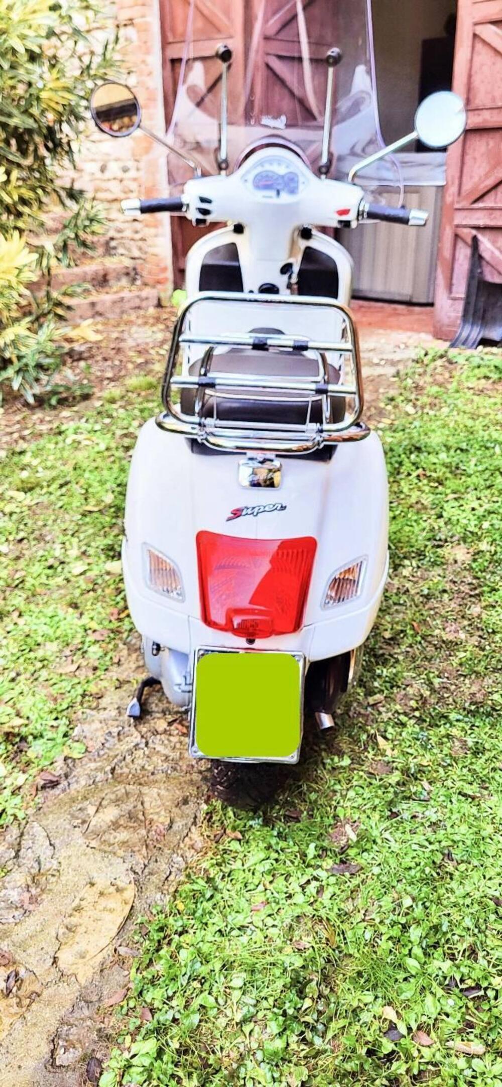 Vespa GTS 300 (2010 - 14) (5)
