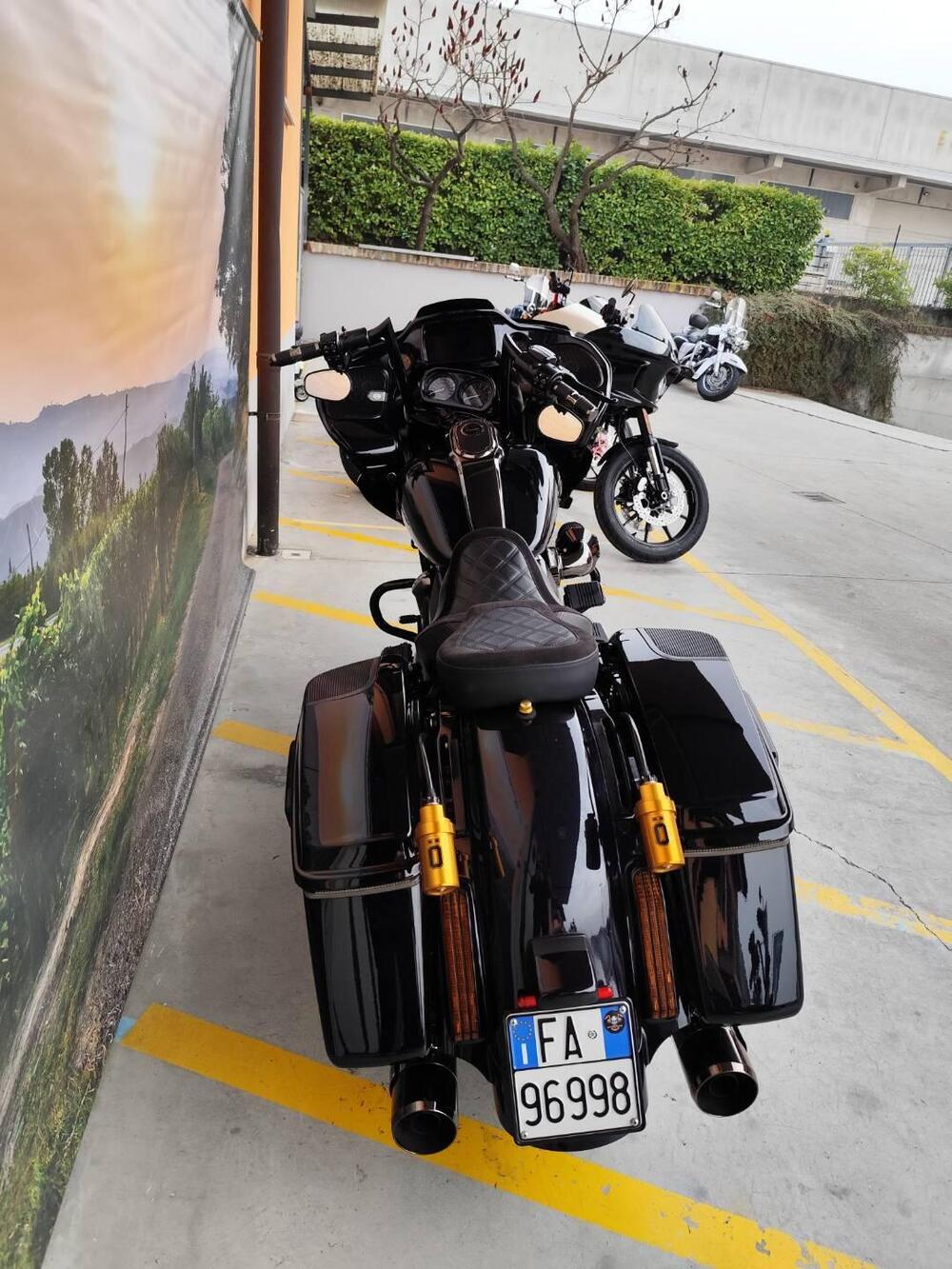 Harley-Davidson CVO Road Glide (2023) (7)