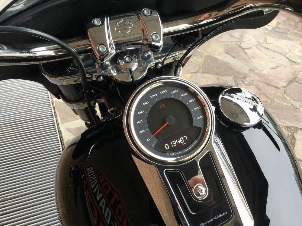 Harley-Davidson Sport Glide (2021 - 25) (3)