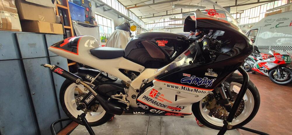 Aprilia RS 250 (1998 - 02)