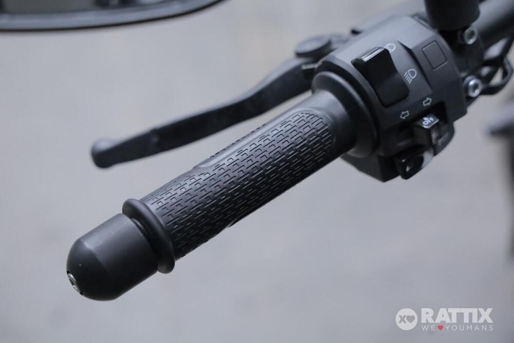 Benelli 502 C (2021 - 25) (11)