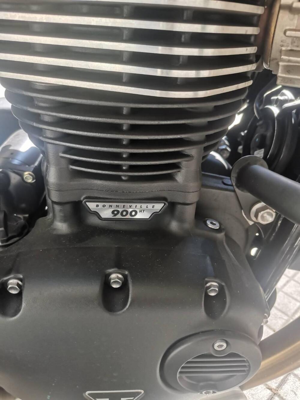 Triumph Street Twin 900 (2017 - 18) (2)