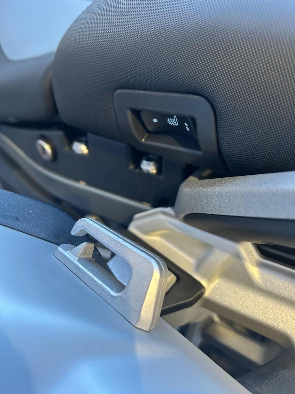 Bmw R 1300 GS Adventure Trophy (2025 - 26) (6)