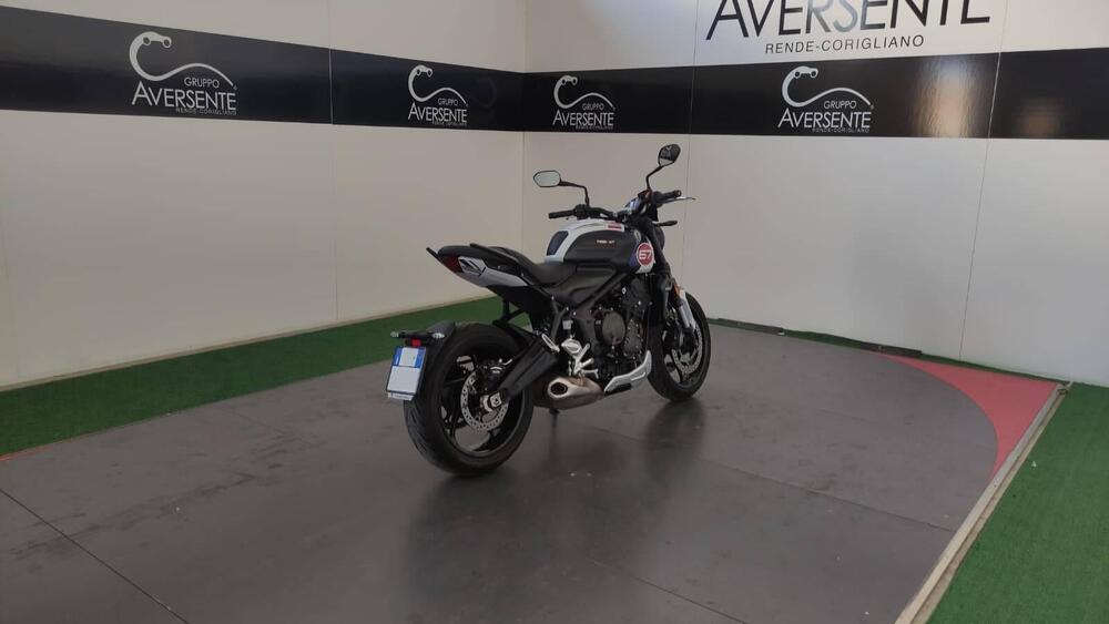 Triumph Trident 660 Triple Tribute Edition (2024) (10)