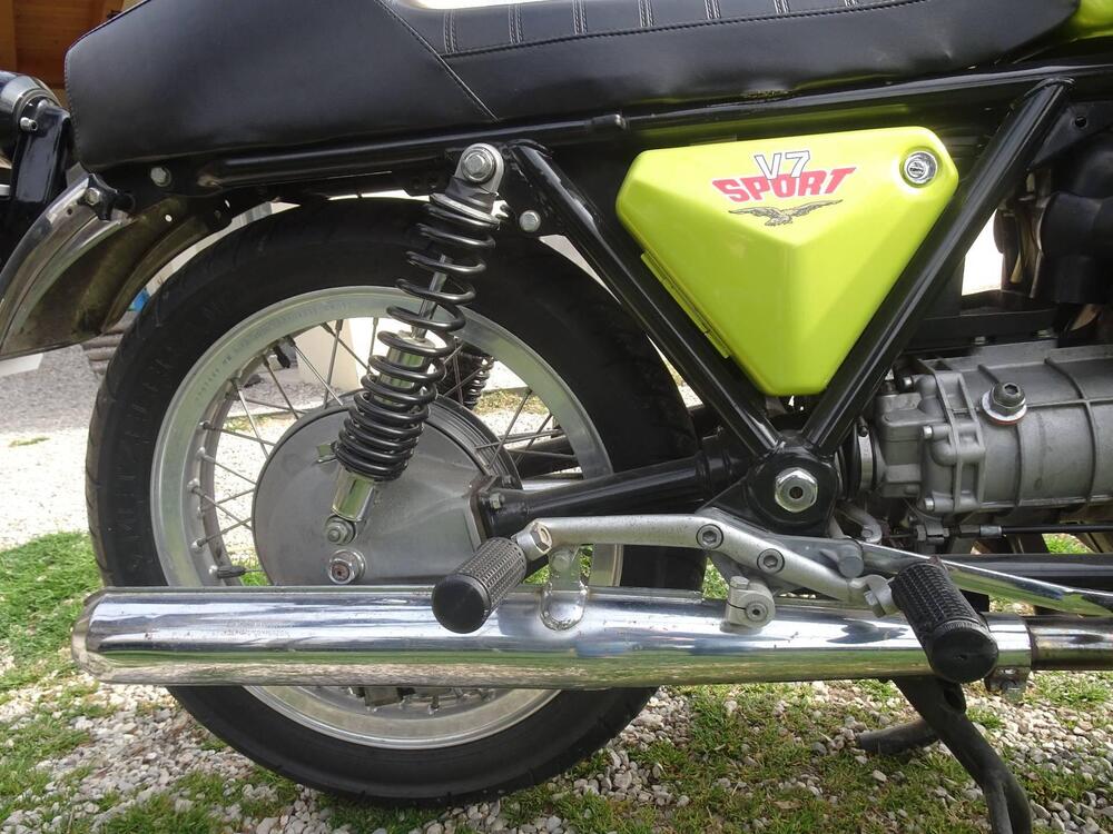 Moto Guzzi V7 SPORT (16)