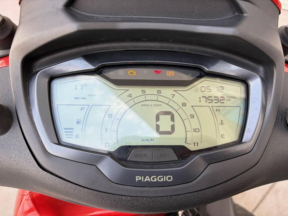 Piaggio Beverly 300 S ABS-ASR (2021 - 25) (4)