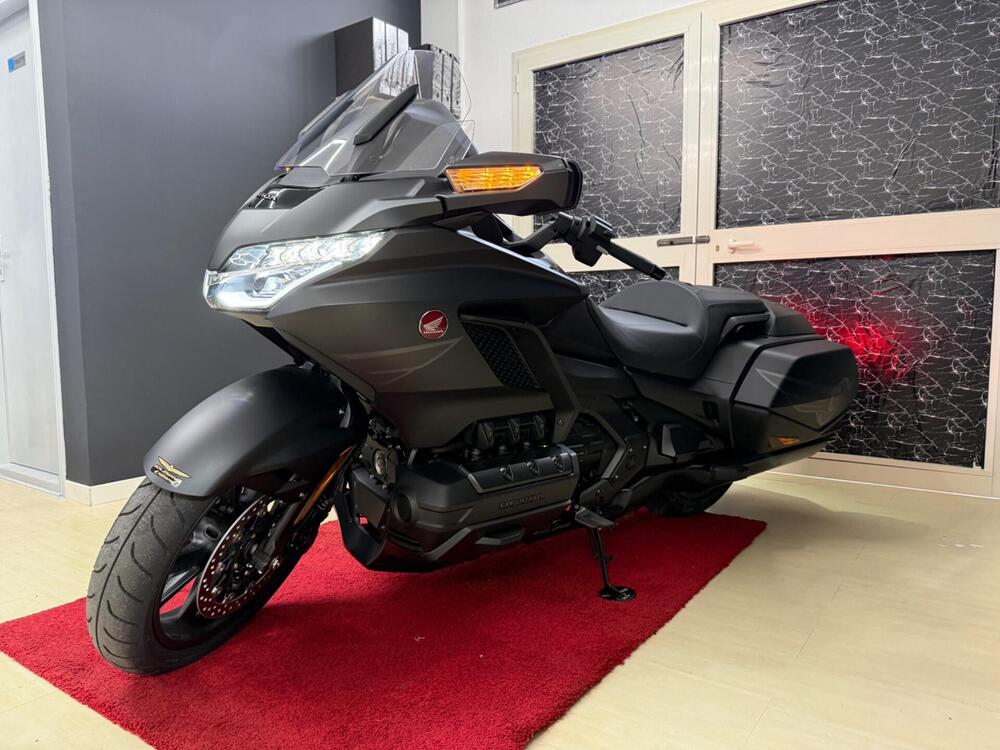 Honda GL 1800 Gold Wing 50° Anniversario (2025 - 26) (4)