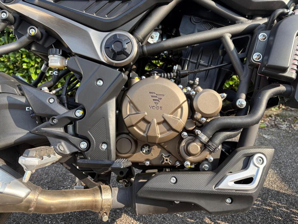 Voge Trofeo 300AC (2021 - 26) (6)