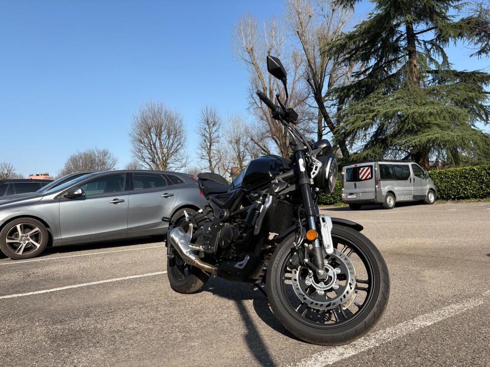 Voge Trofeo 300AC (2021 - 26) (11)