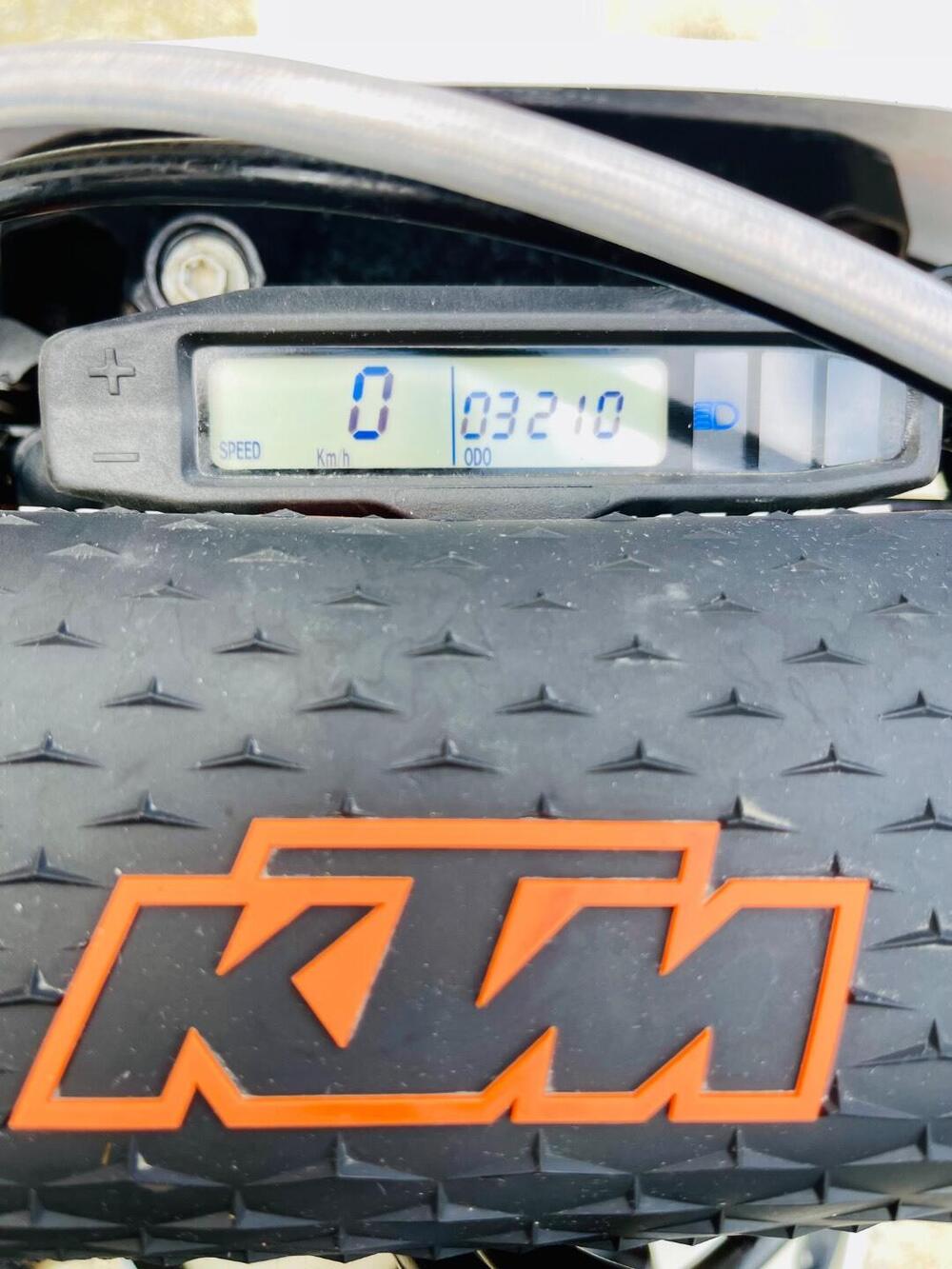 KTM 250 EXC-F Six Days (2024) (9)