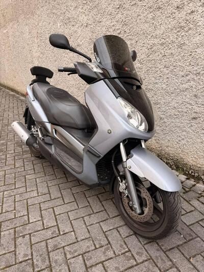 Yamaha X-Max 250 (2007 - 09) usata