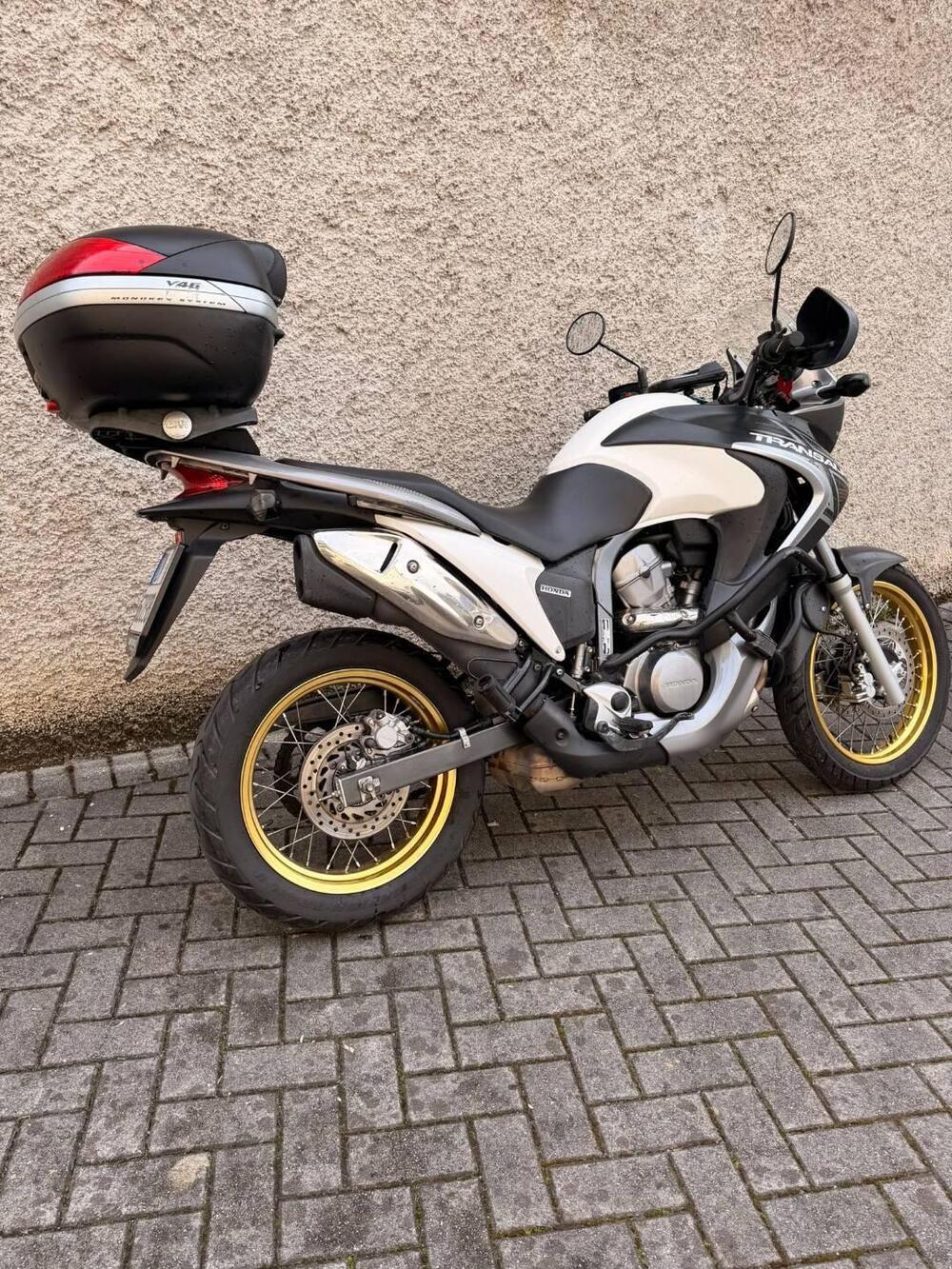 Honda Transalp XL 700 V (2007 - 2013) (4)