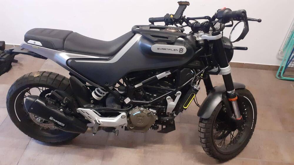 Husqvarna Svartpilen 125 (2021 - 23) (2)