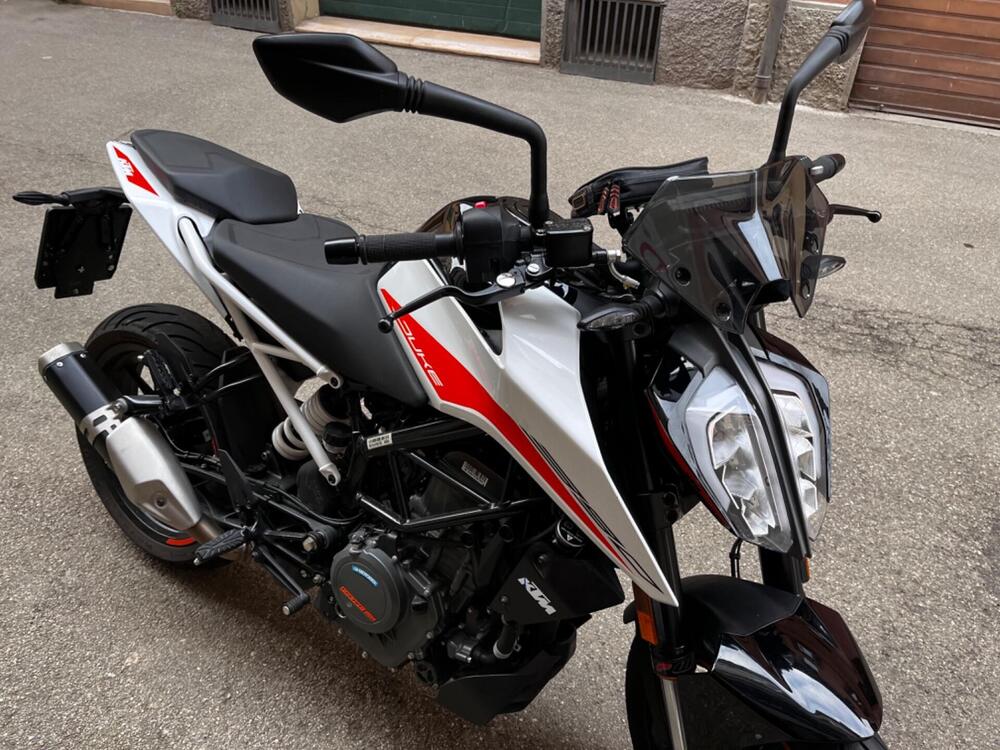 KTM 390 Duke (2021 - 23) (2)