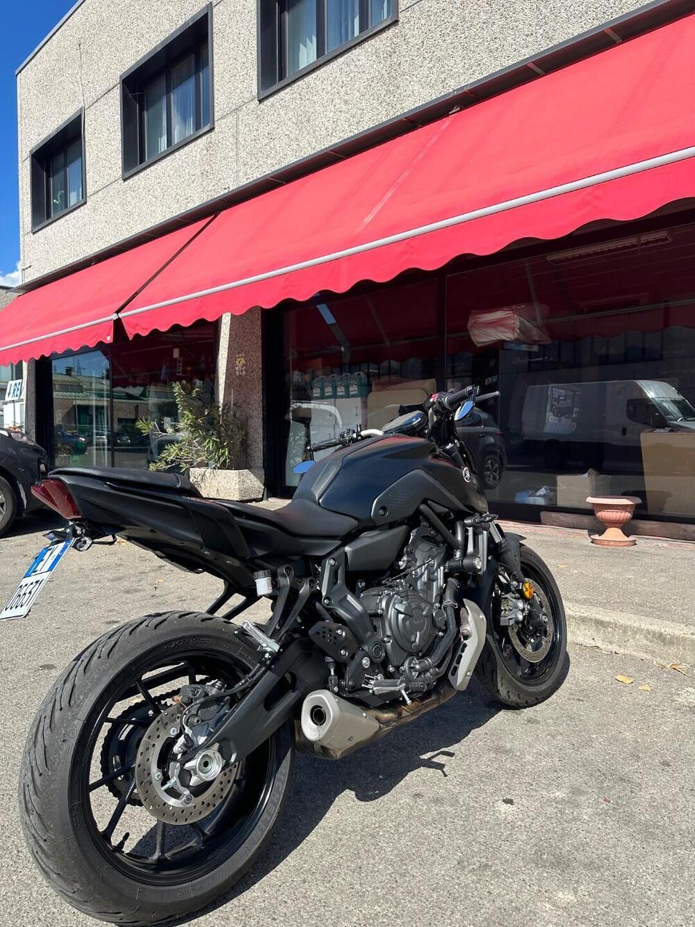 Yamaha MT-07 (2021 - 24) (2)