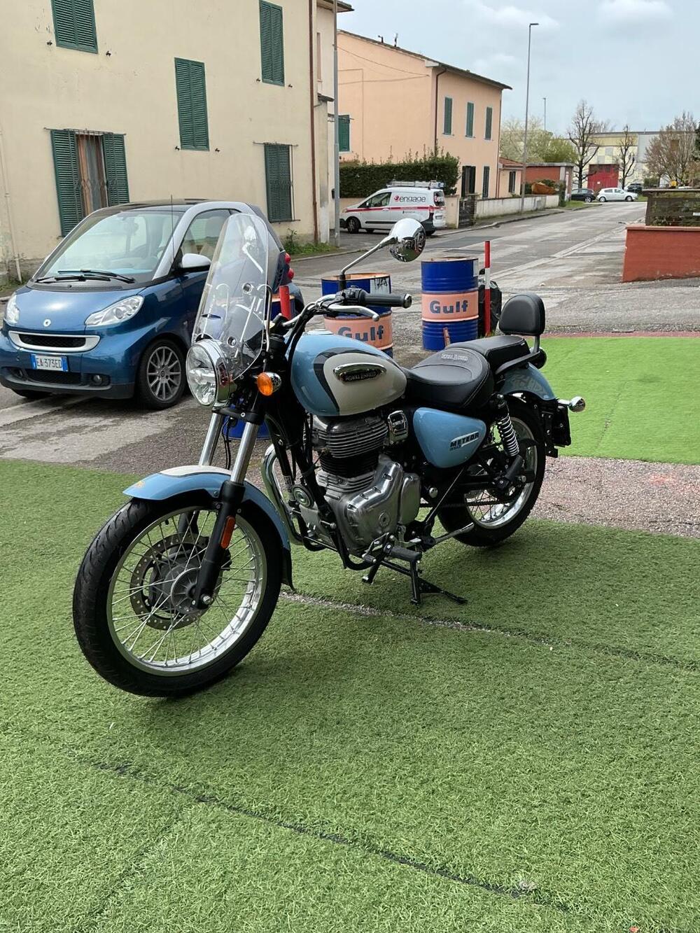 Royal Enfield Meteor 350 Aurora (2024 - 26) (3)