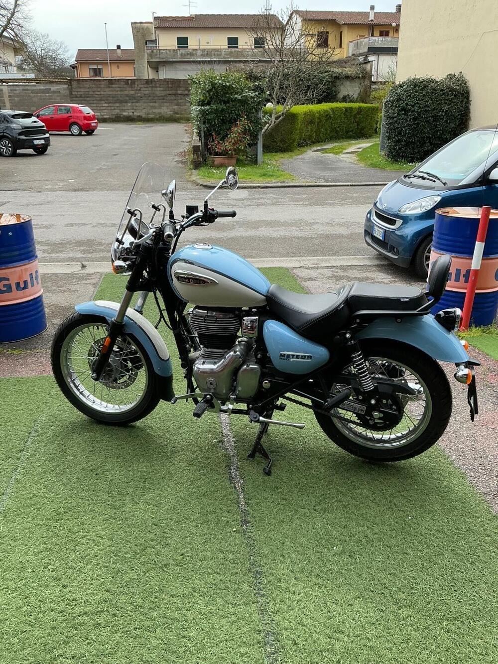 Royal Enfield Meteor 350 Aurora (2024 - 26) (5)