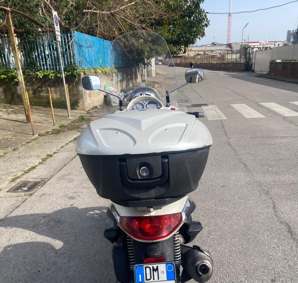 Piaggio Beverly 300 i.e. (2010 - 16) (2)