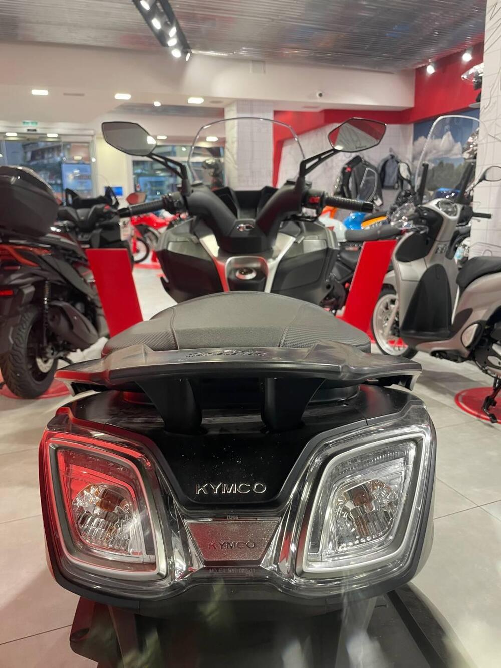 Kymco Downtown 350i TCS (2021 - 25) (4)