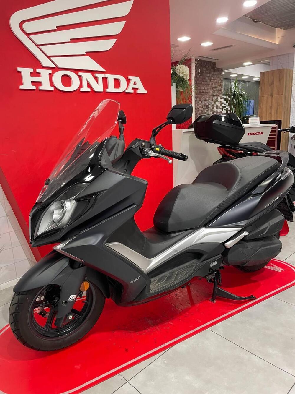 Kymco Downtown 350i TCS (2021 - 25) (6)