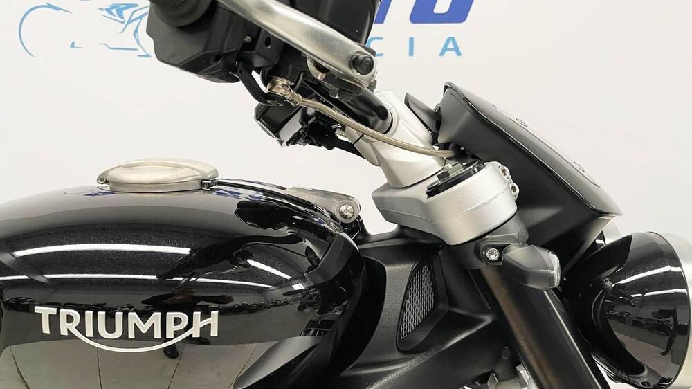 Triumph Rocket 3 R (2021 - 24) (12)