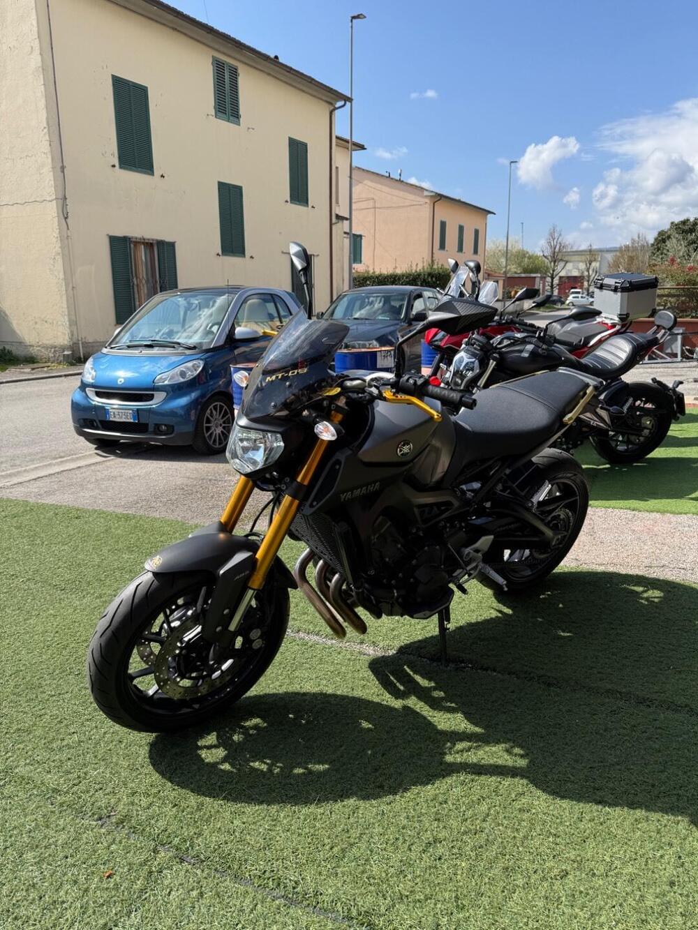 Yamaha MT-09 ABS (2016) (2)