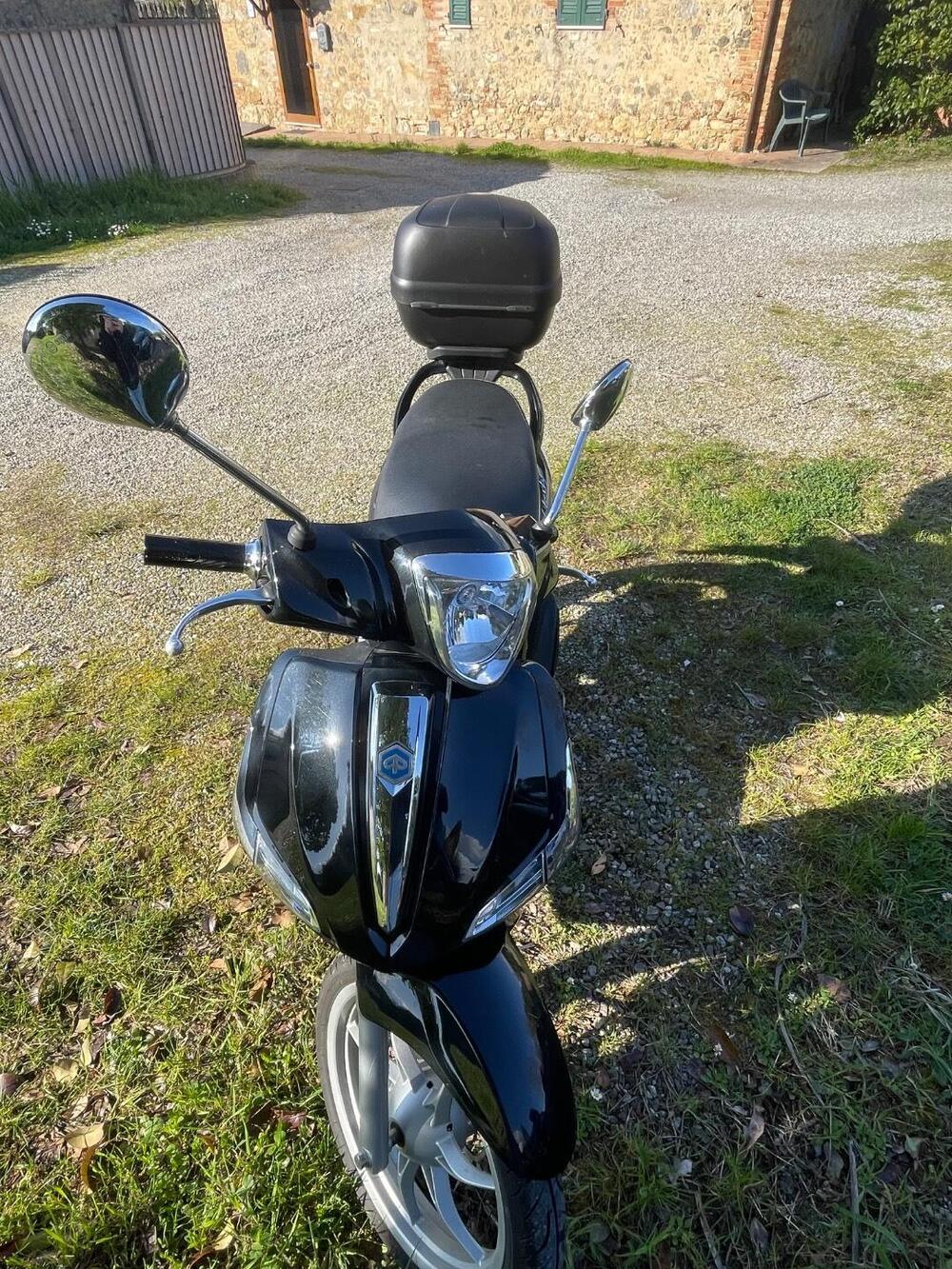 Piaggio Liberty 50 3V (2021 - 24) (10)