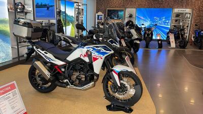 Honda Africa Twin CRF 1100L ES DCT (2024 - 26) nuova