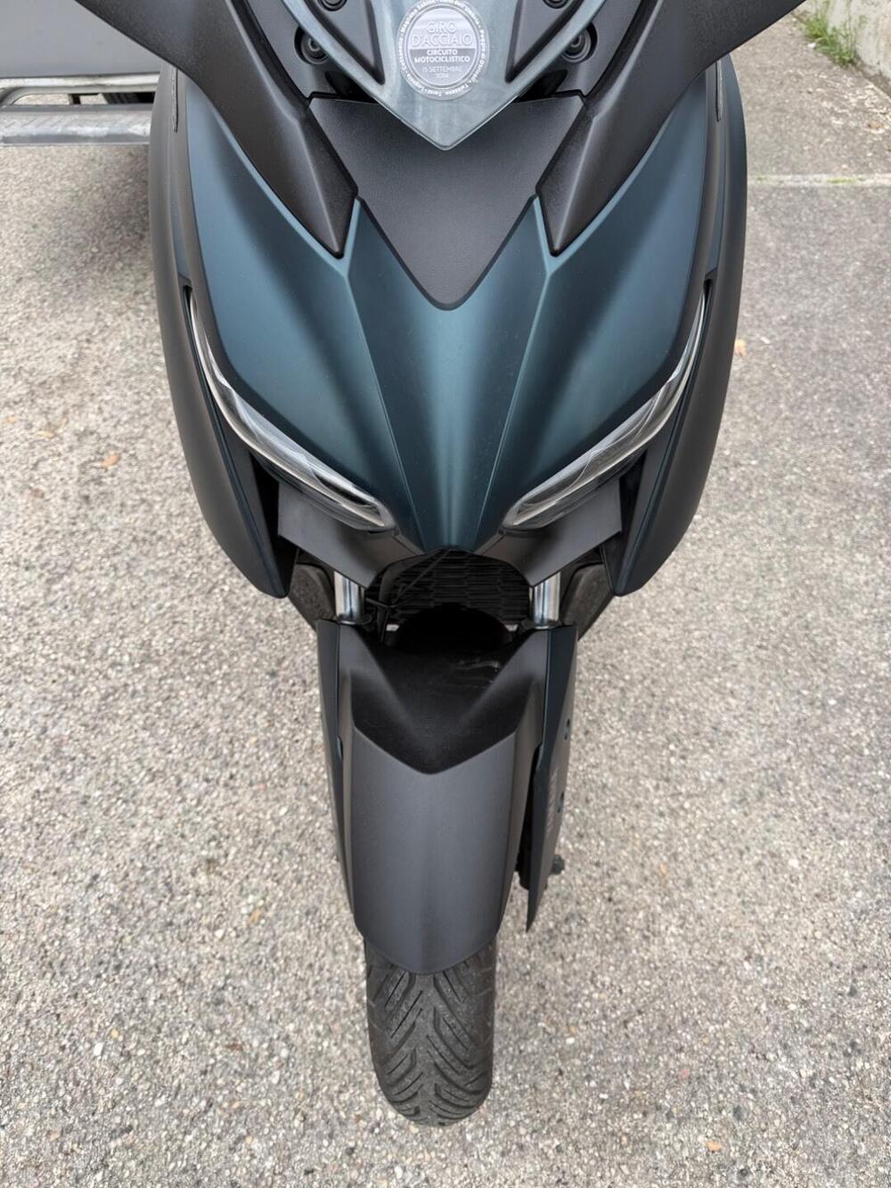 Yamaha X-Max 300 Tech Max (2021 - 24) (3)