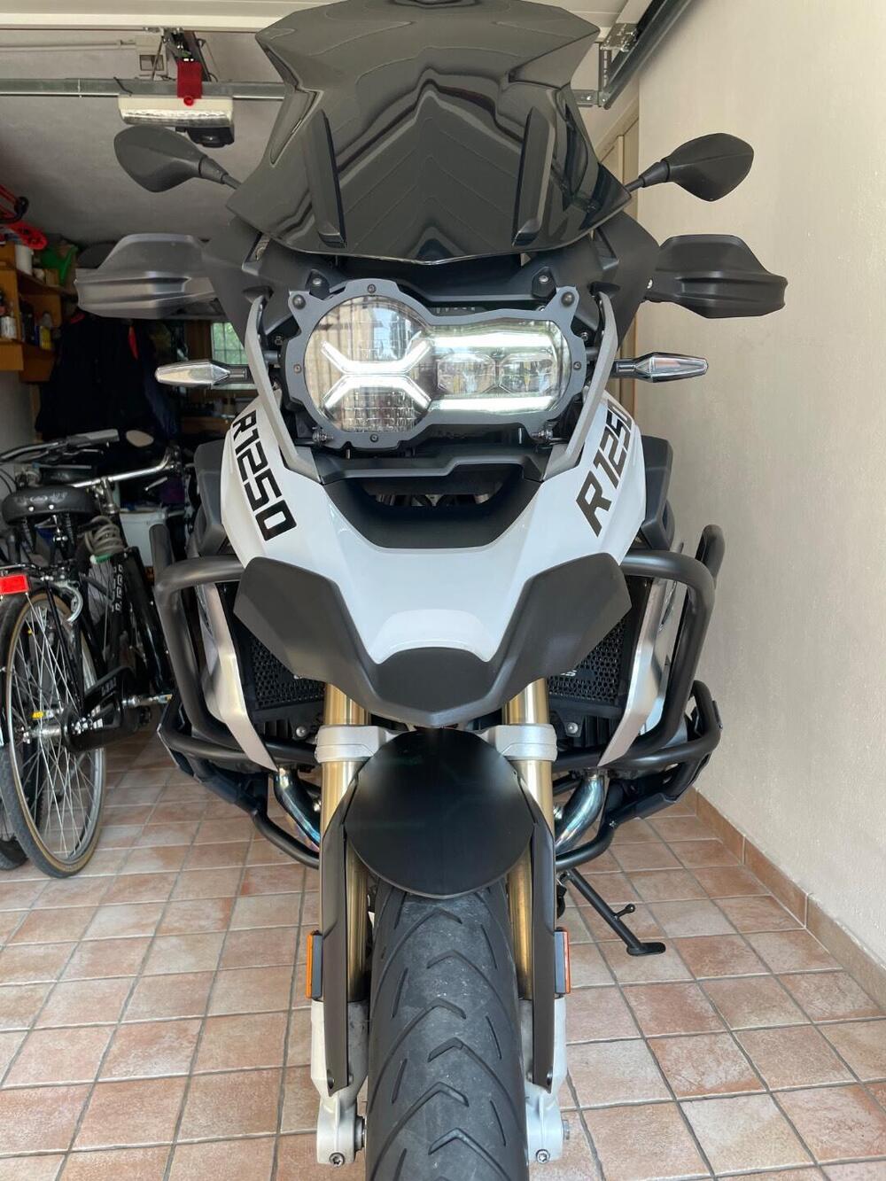 Bmw R 1250 GS (2021 - 24) (2)