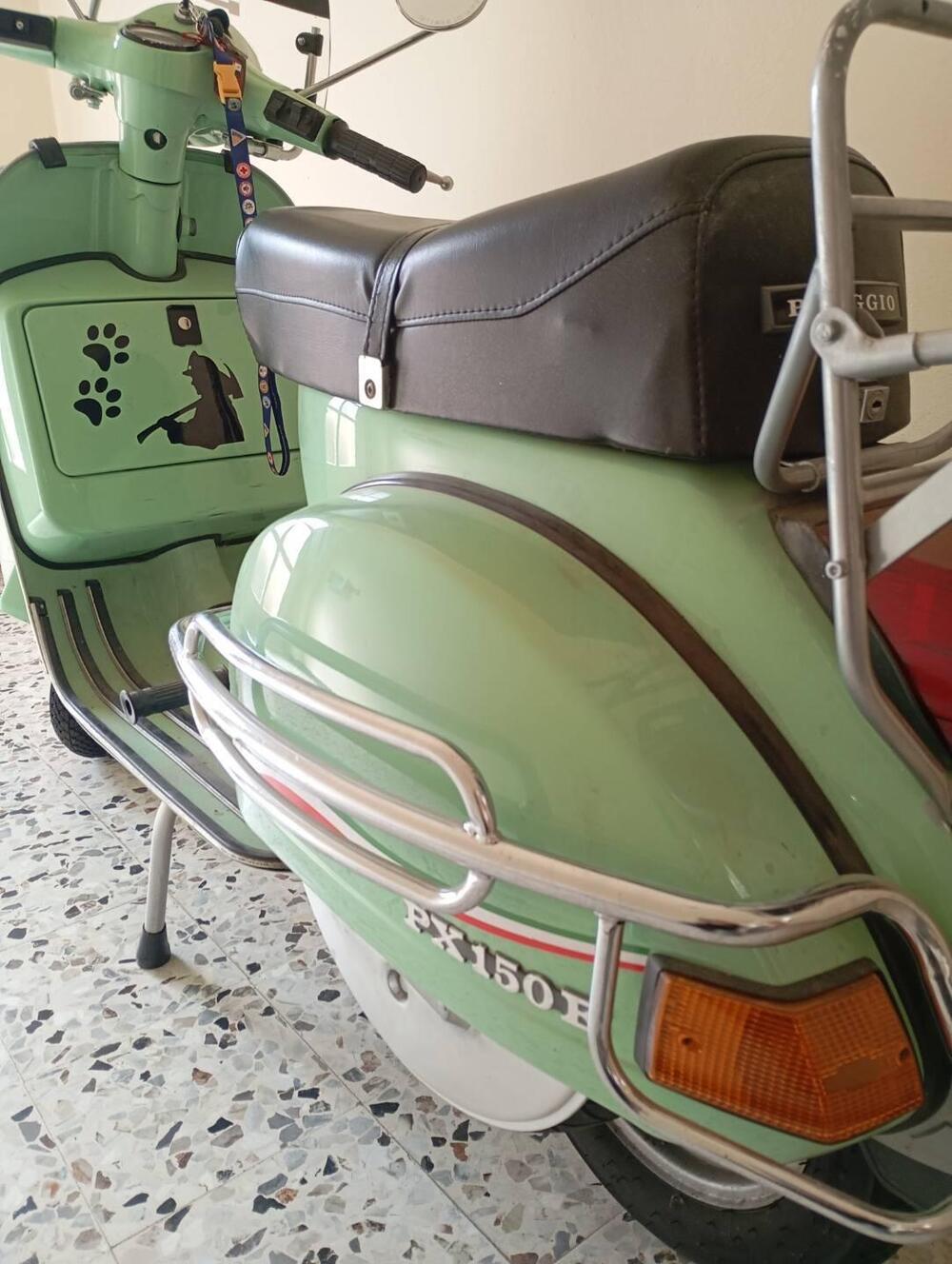 Piaggio VESPA PX 150 E (2)