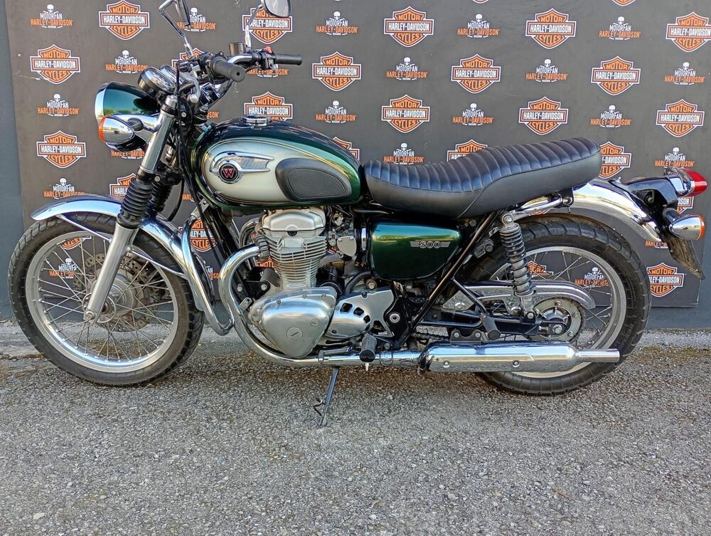 Kawasaki W 800 (2010 - 17) (2)