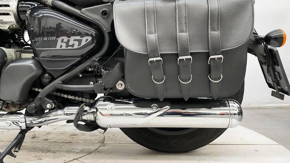 Royal Enfield Super Meteor 650 (2023 - 26) (5)